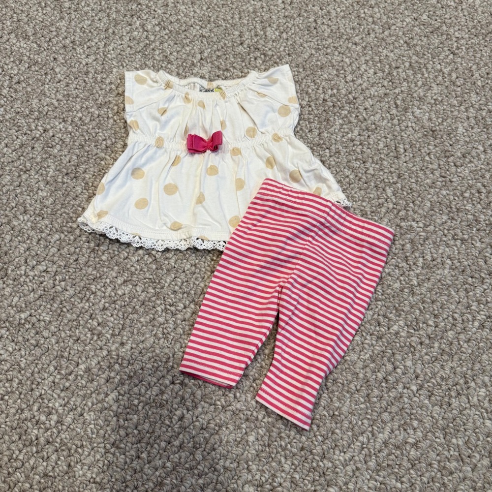 OshKosh Baby Girl Outfit Set Size 0-3M Top &‎ Striped Leggings Cute Infant